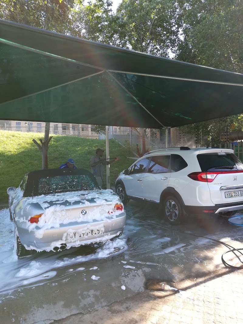 TygerWaterfront CarWash - Photo 3